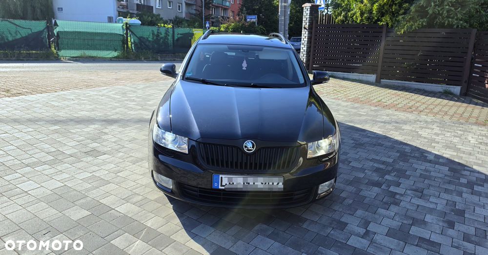 Skoda Superb 2.0 TDI DSG Ambition - 5