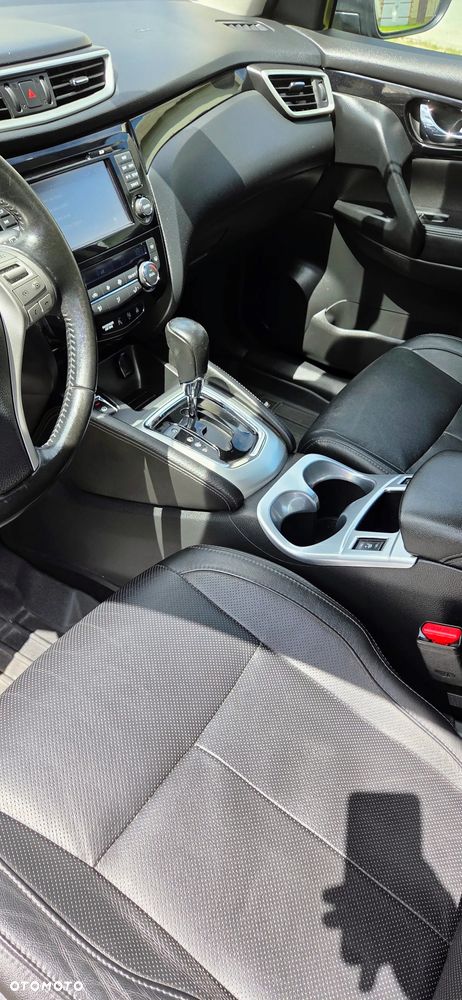 Nissan Qashqai 1.6 DCi Tekna Xtronic EU6 - 9