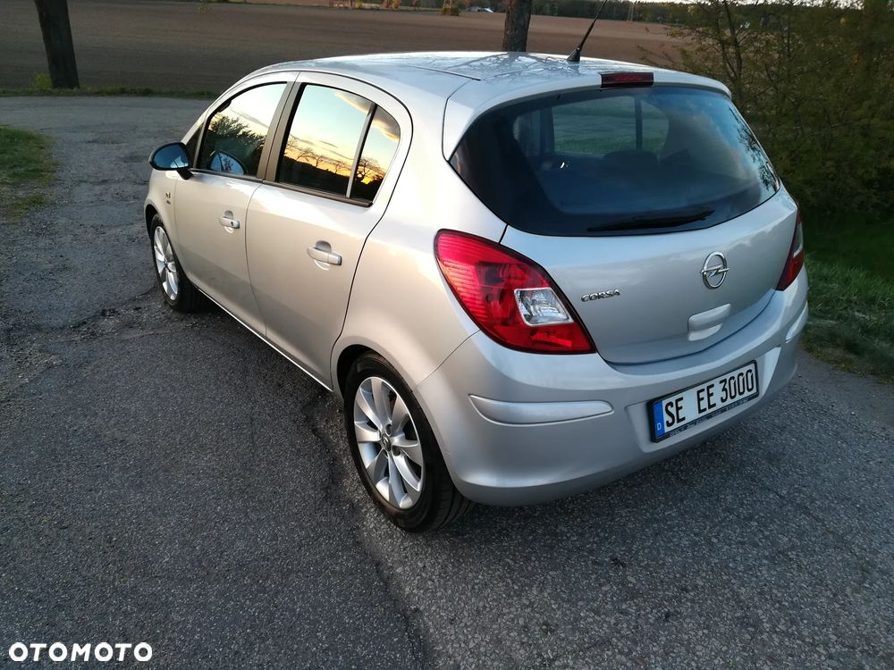 Opel Corsa 1.4 16V Edition 111 Jahre - 7