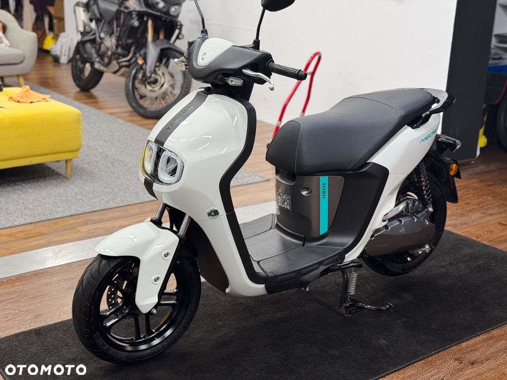 Yamaha Neos - 4