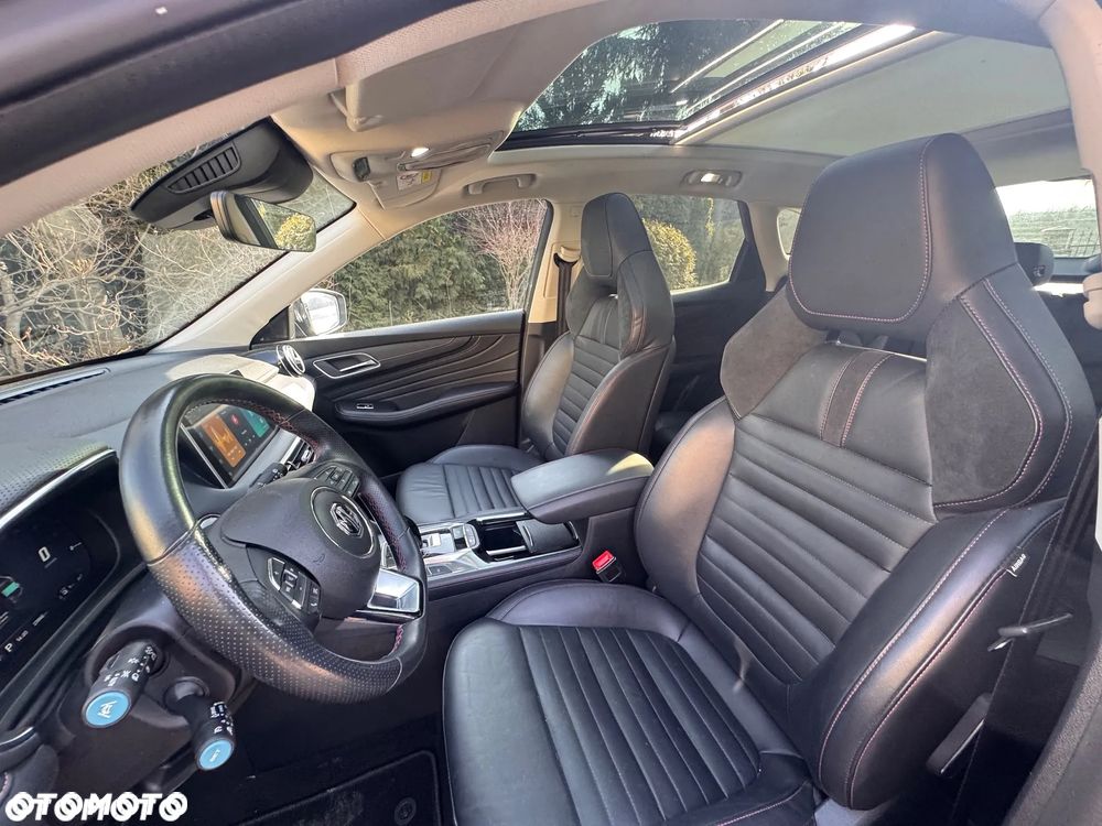 MG EHS 1.5T-GDI Luxury - 18