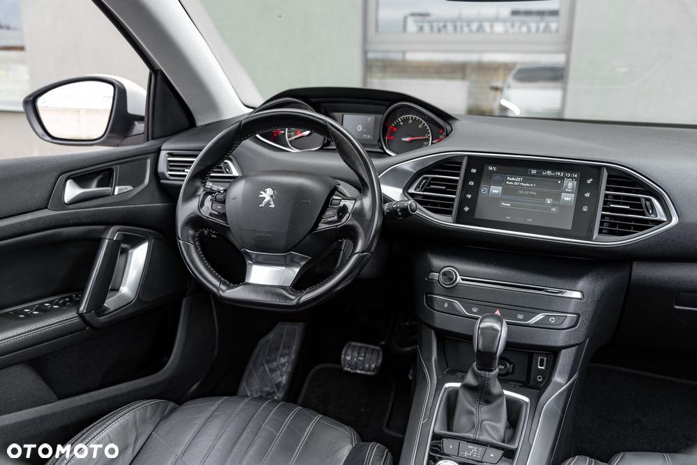Peugeot 308 BlueHDi 150 EAT6 Stop & Start Allure - 24