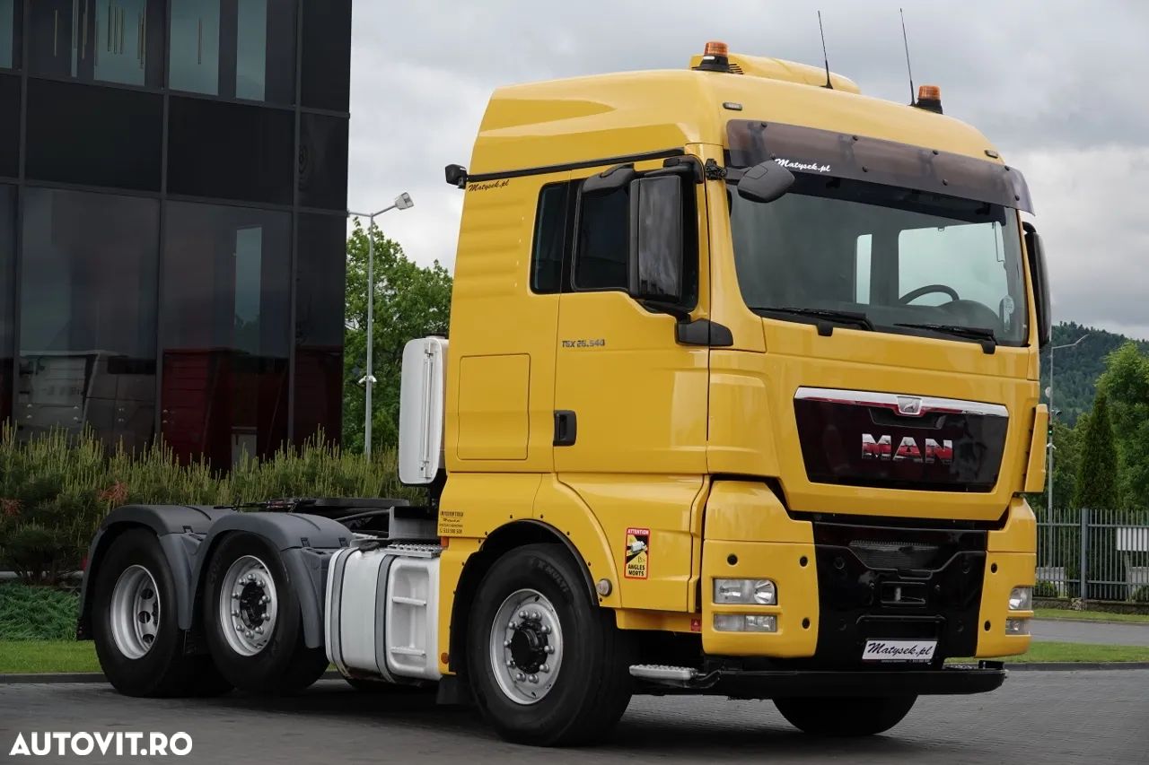 MAN TGX 26.540 / 6x2 / 6X4 / PUSHER / HIDRAULIC / I-PARK COOL / AXIE DE RIDICARE ȘI DIRECȚIE / MANUAL / semiremorcă cu 3 axe- - 1