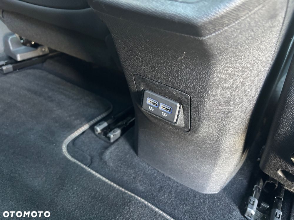 Peugeot 5008 1.6 PureTech GT Pack S&S EAT8 - 17