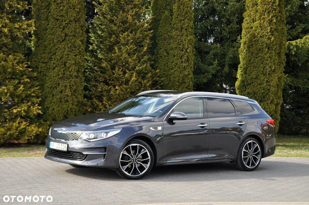 Kia Optima - 11