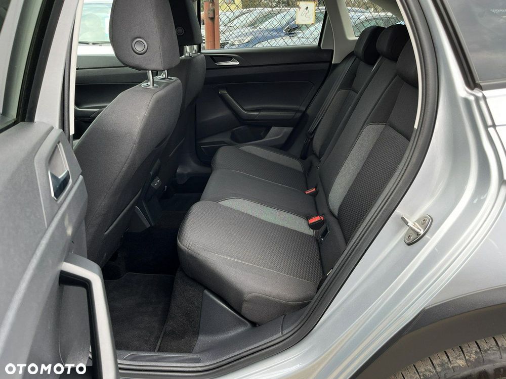 Volkswagen Taigo - 33