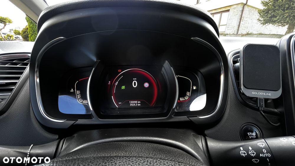 Renault Scenic ver-1-2-tce-energy-zen - 13