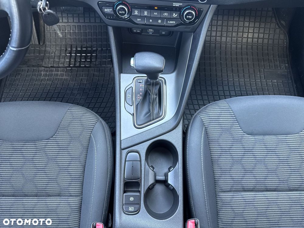 Kia Niro - 28