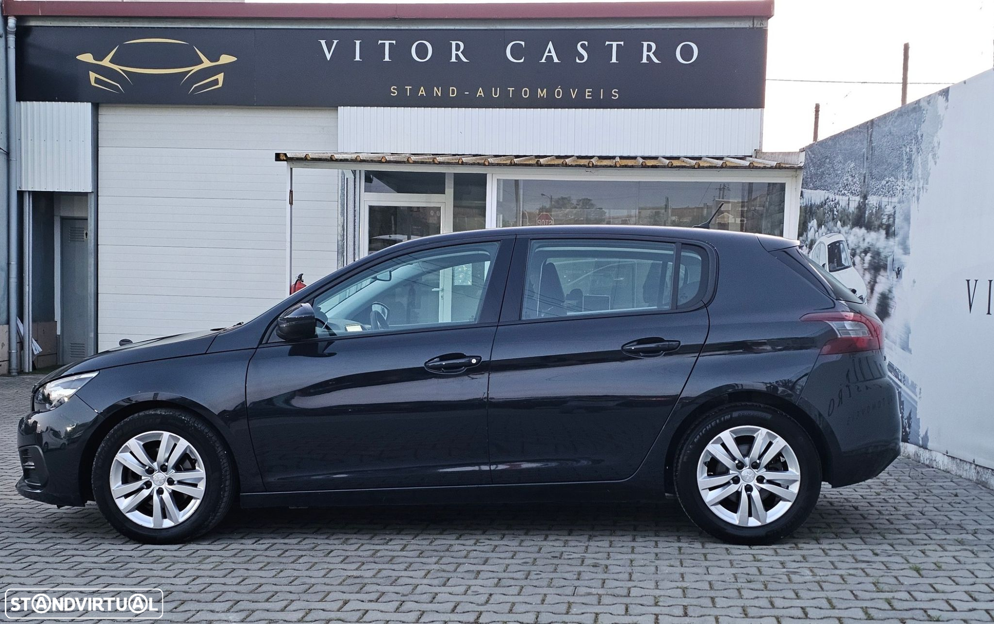 Peugeot 308 PureTech 130 EAT6 Stop & Start Active - 4