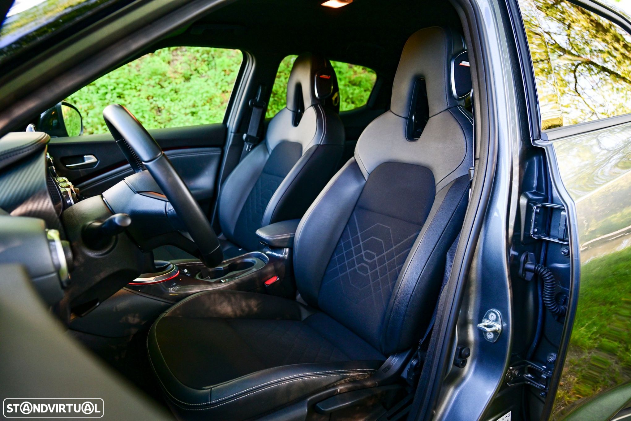 Nissan Juke 1.0 DIG-T Tekna - 36