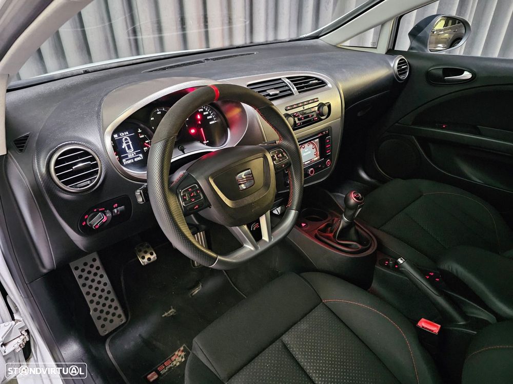 SEAT Leon 2.0 TDI FR DPF - 10