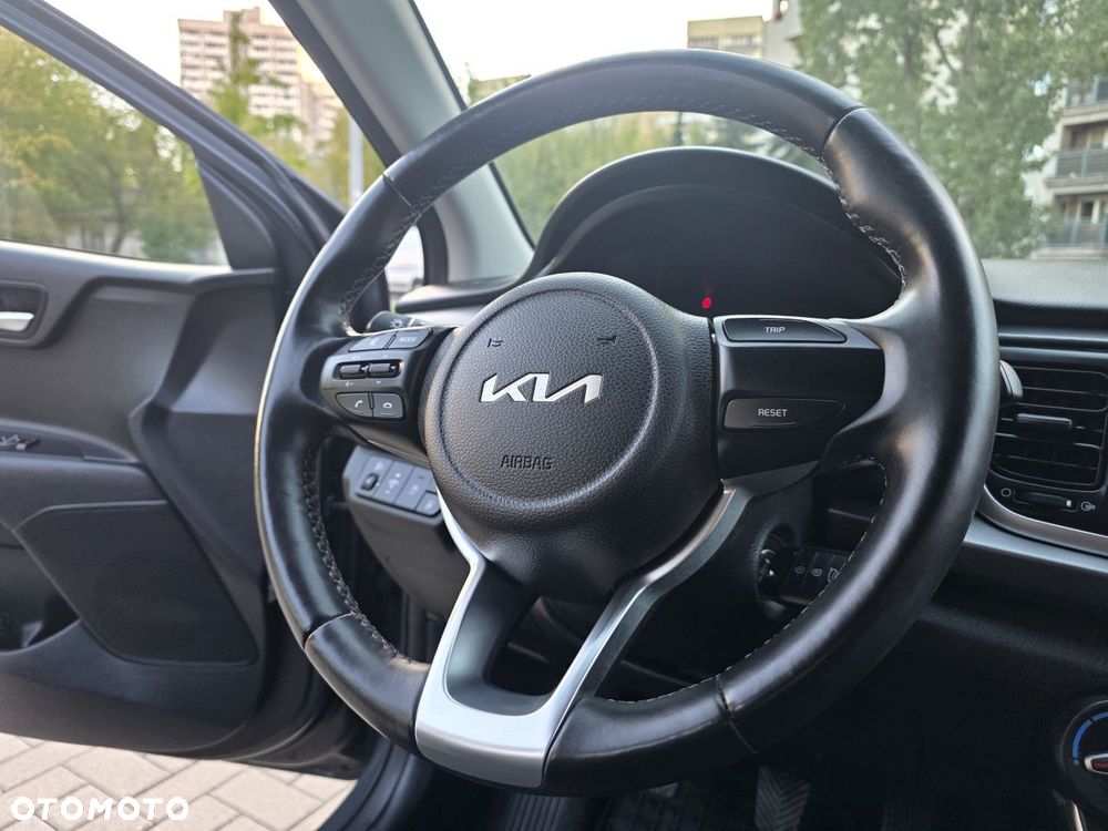 Kia Rio 1.2 M - 12