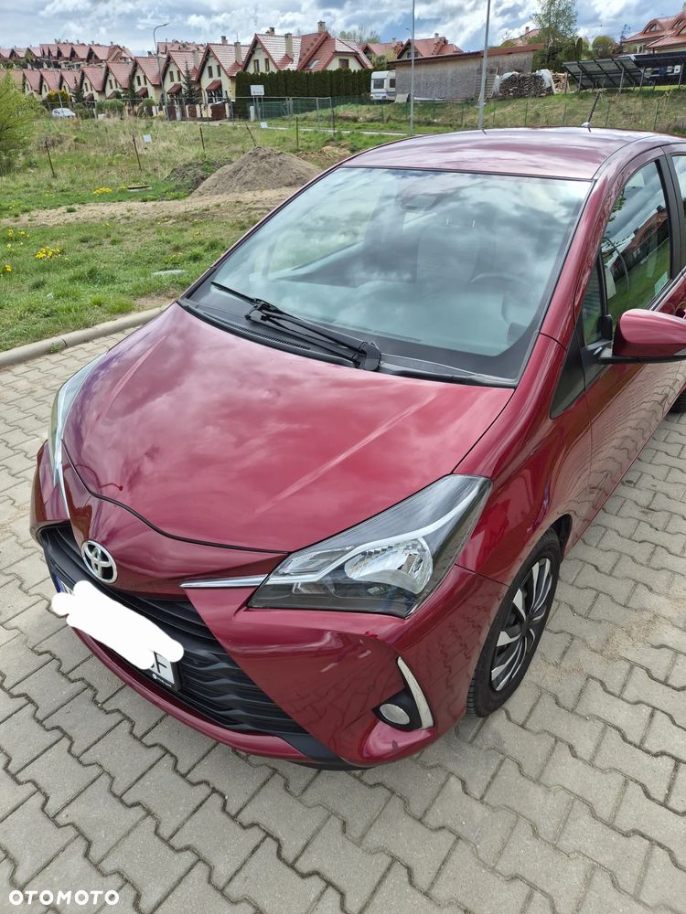 Toyota Yaris 1.5 Premium - 4