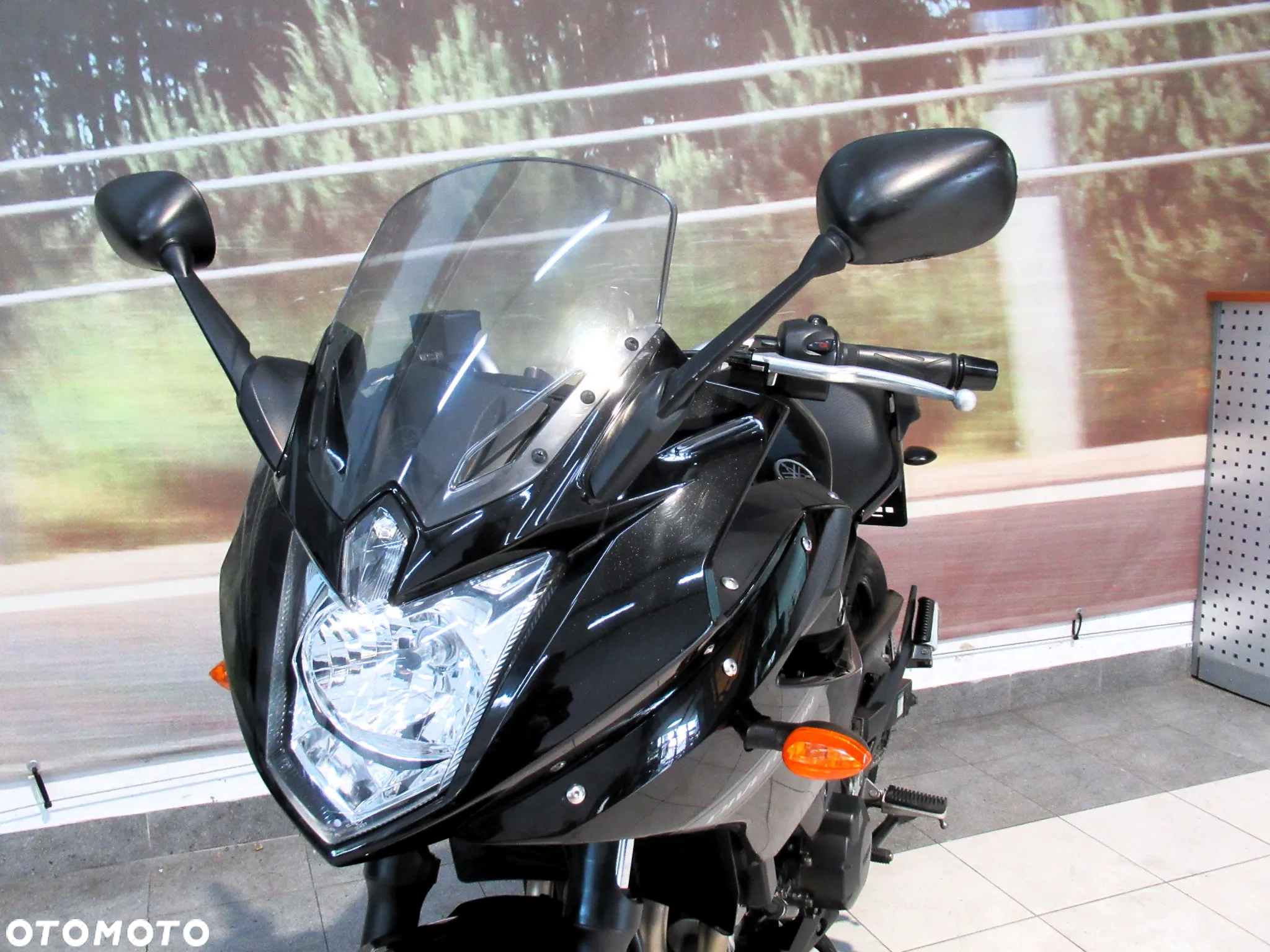 Yamaha XJ - 14