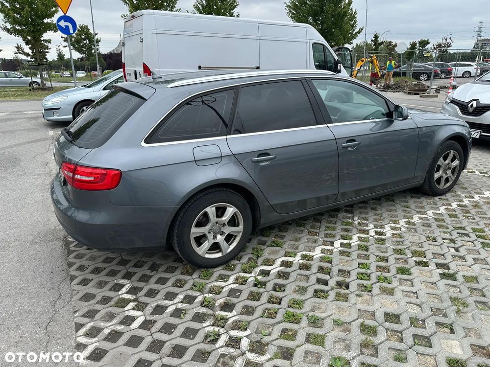 Audi A4 Avant 2.0 TDI - 4