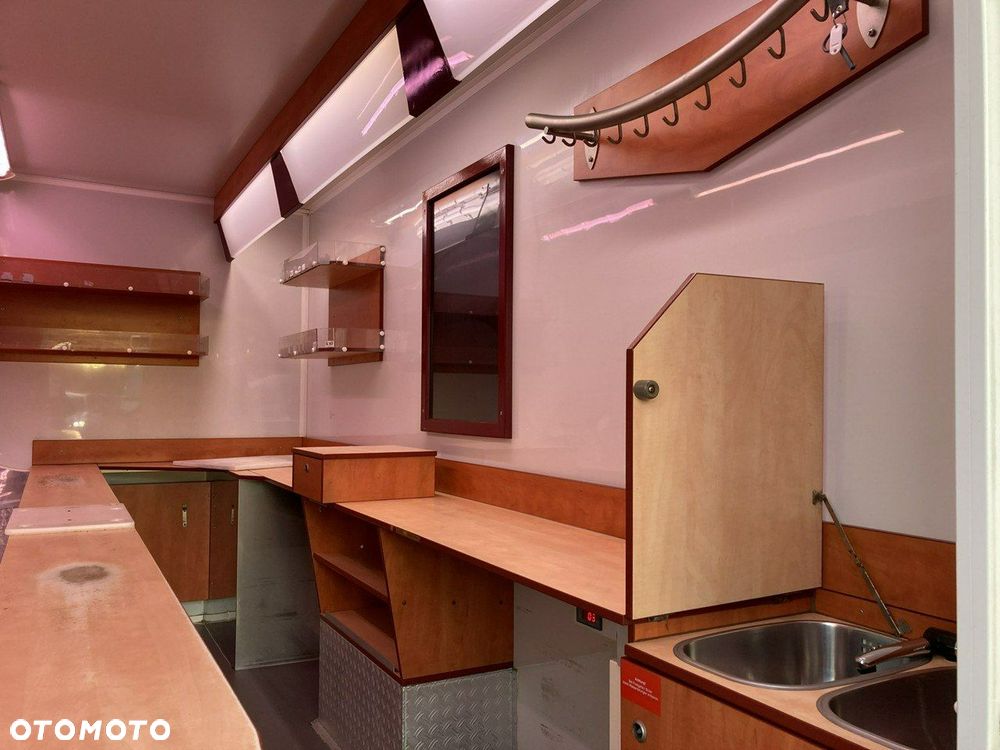 Inny Autosklep wędlin Gastronomiczna food truck foodtruck sklep 2004 - 5