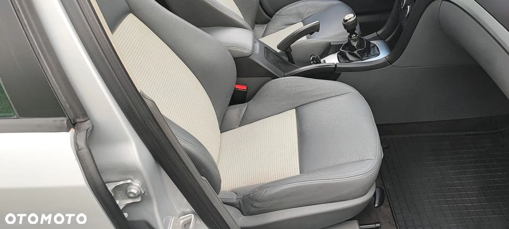 Saab 9-3 1.9 TiD DPF Vector - 11