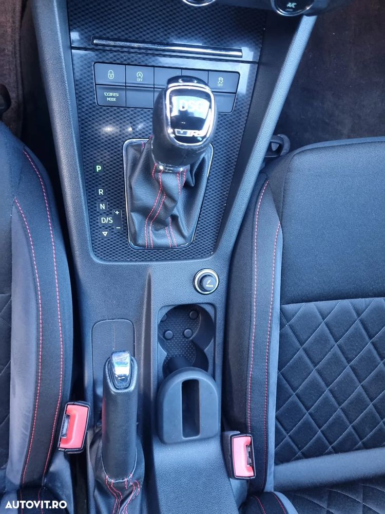 Skoda Octavia 2.0 TDI 4X4 DSG RS - 22