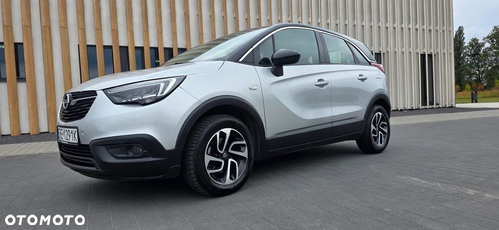 Opel Crossland X 1.2 T Design Line S&S - 10