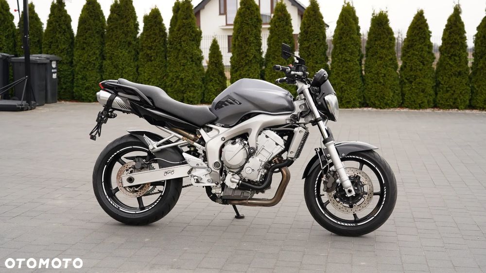 Yamaha FZ6 - 3