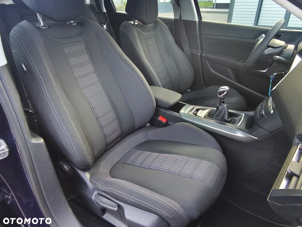 Peugeot 308 SW BlueHDi 150 Stop & Start Business-Line - 22