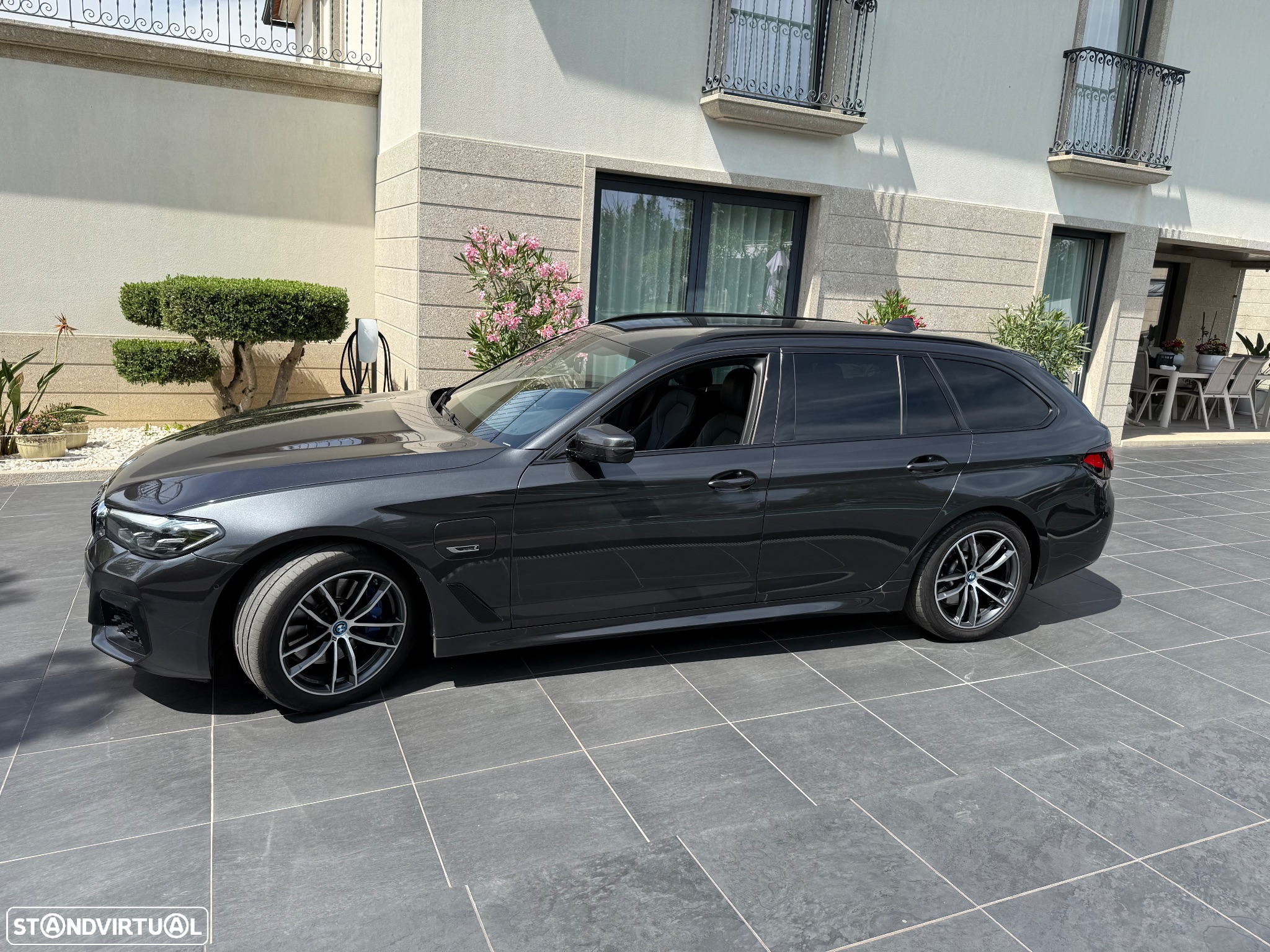 BMW 530 e Pack Desportivo M - 6