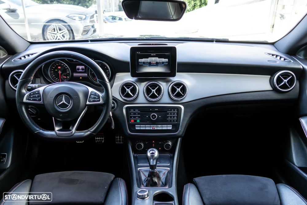 Mercedes-Benz CLA 180 d AMG Line - 16