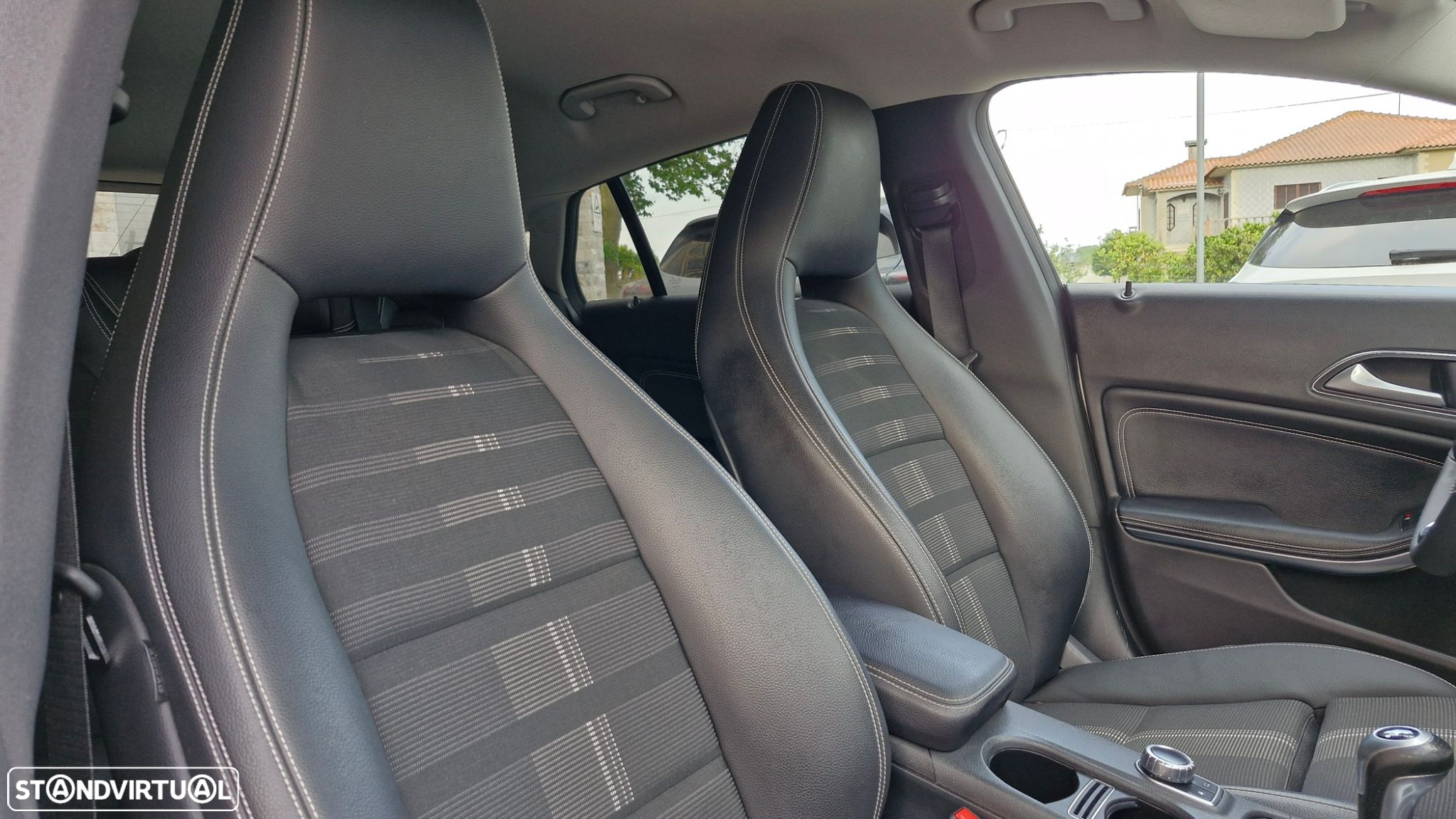 Mercedes-Benz CLA 180 d Shooting Brake Urban - 19
