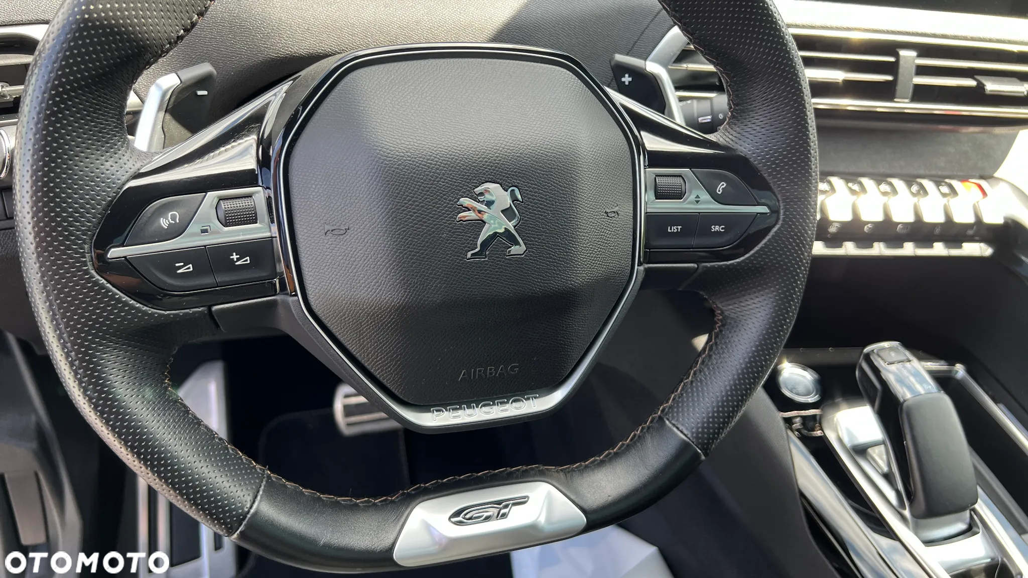 Peugeot 3008 1.6 PureTech Hybrid PHEV GT Pack S&S EAT8 - 26