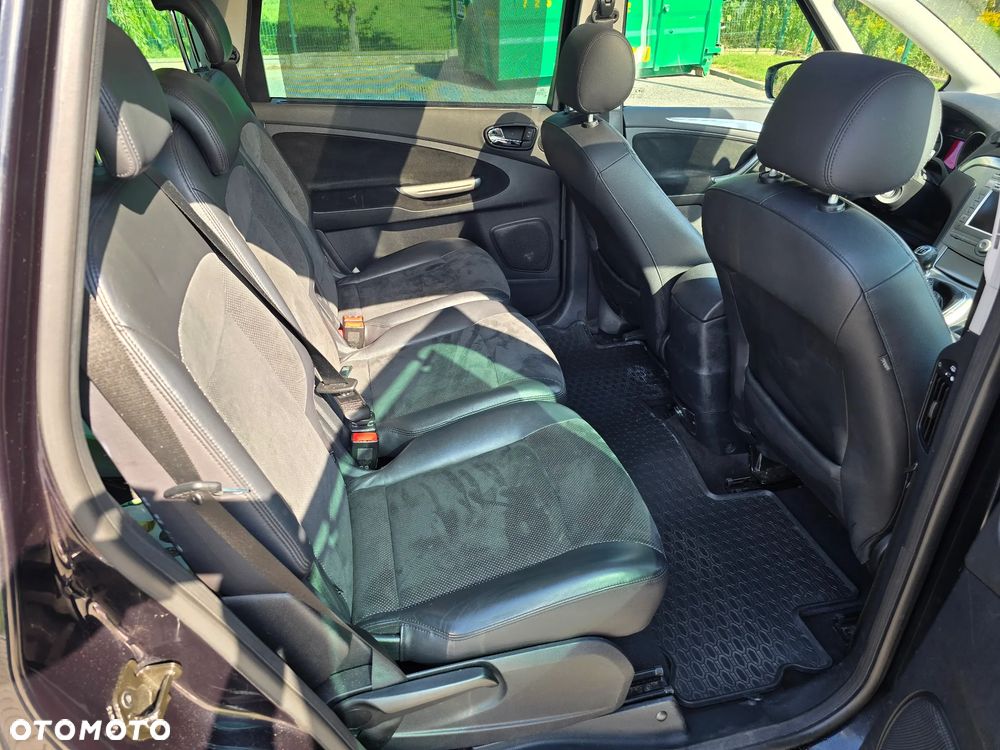 Ford S-Max 2.5 Titanium - 15