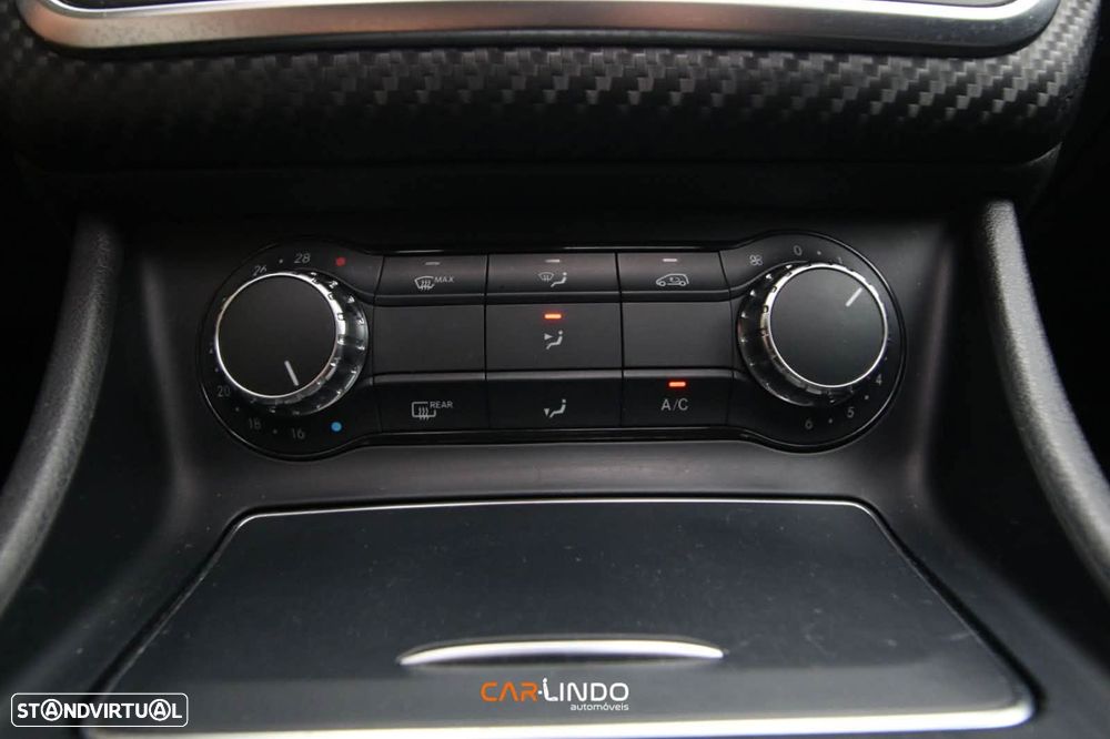 Mercedes-Benz A 180 d AMG Line Aut. - 19