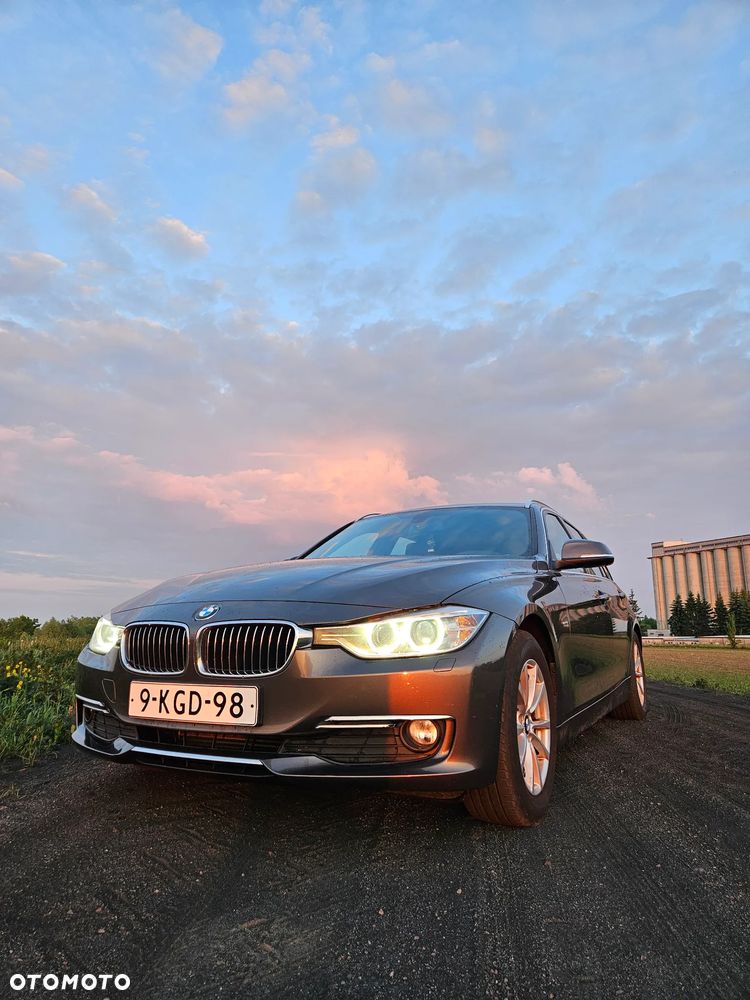 BMW Seria 3 320d Efficient Dynamics Edition Edition Luxury Line Purity - 8