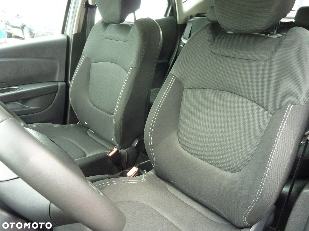 Renault Captur - 12