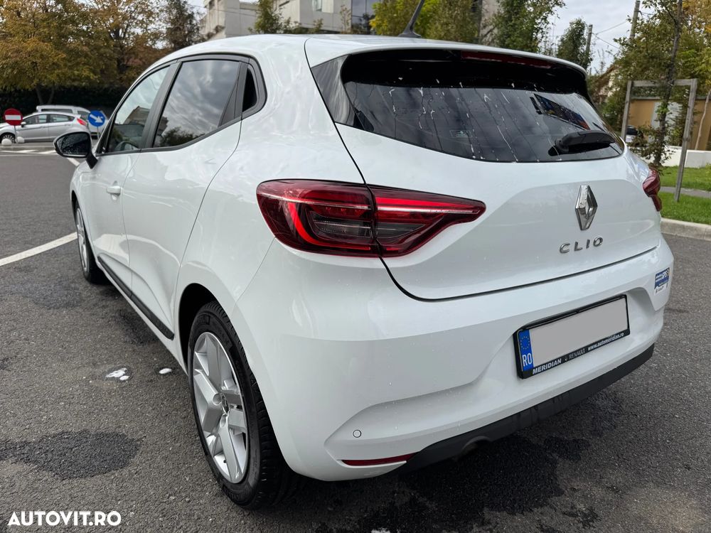Renault Clio - 30