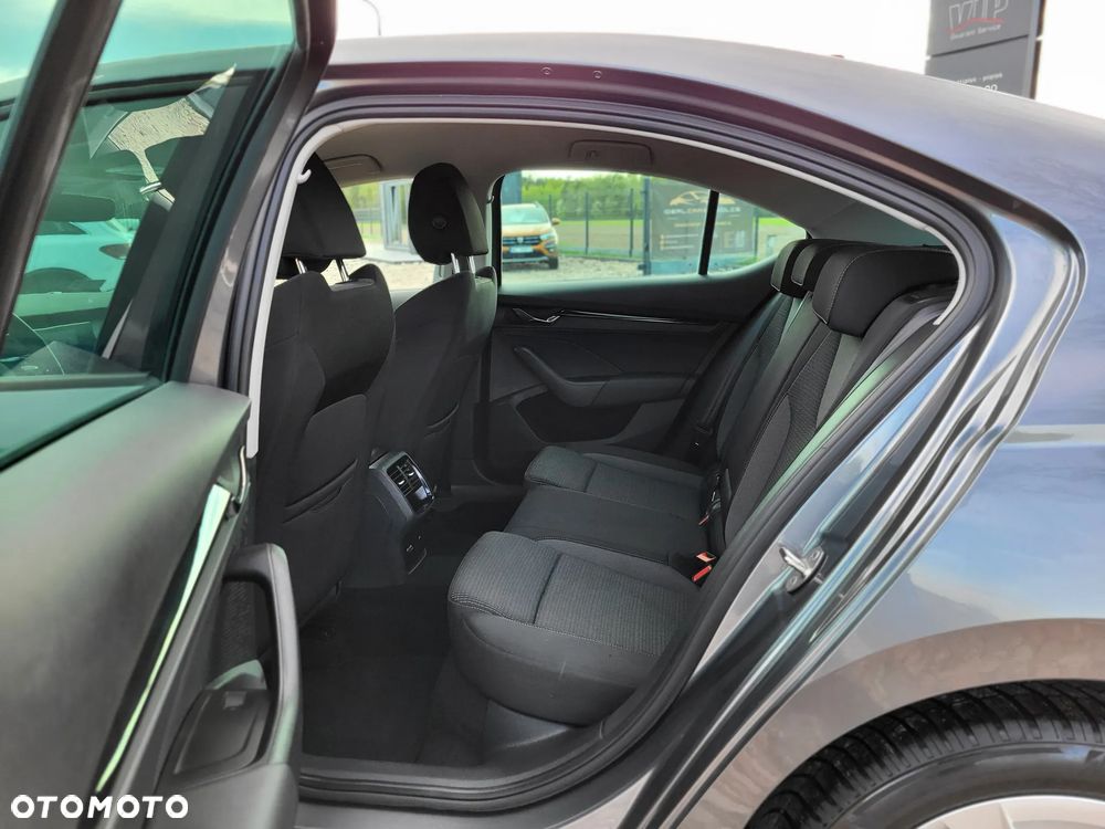 Skoda Octavia 2.0 TDI Ambition - 16