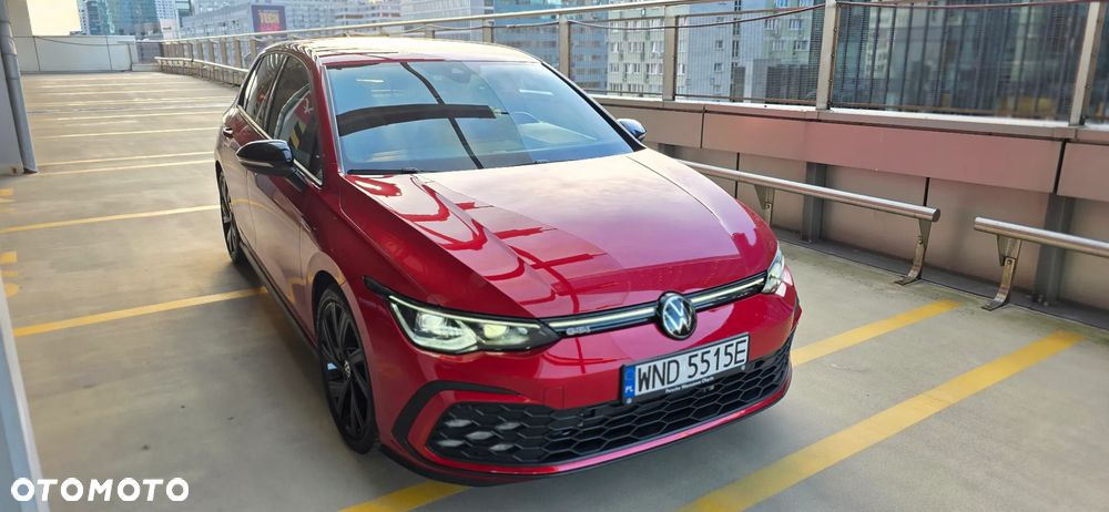Volkswagen Golf - 2