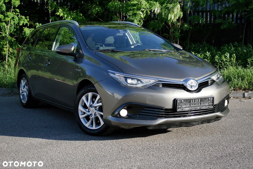Toyota Auris - 2