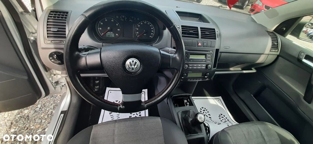 Volkswagen Polo - 30