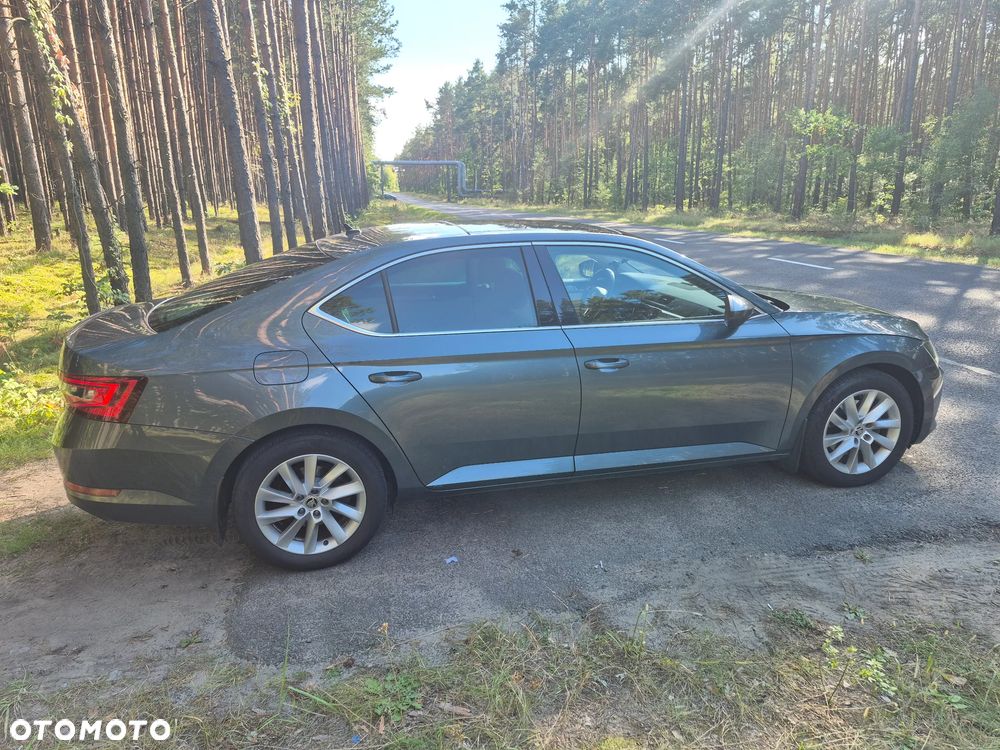 Skoda Superb 1.8 TSI Style DSG - 6
