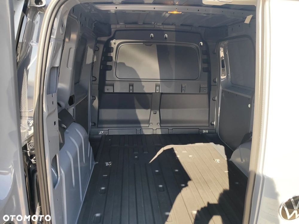 Volkswagen Caddy Furgon - 6