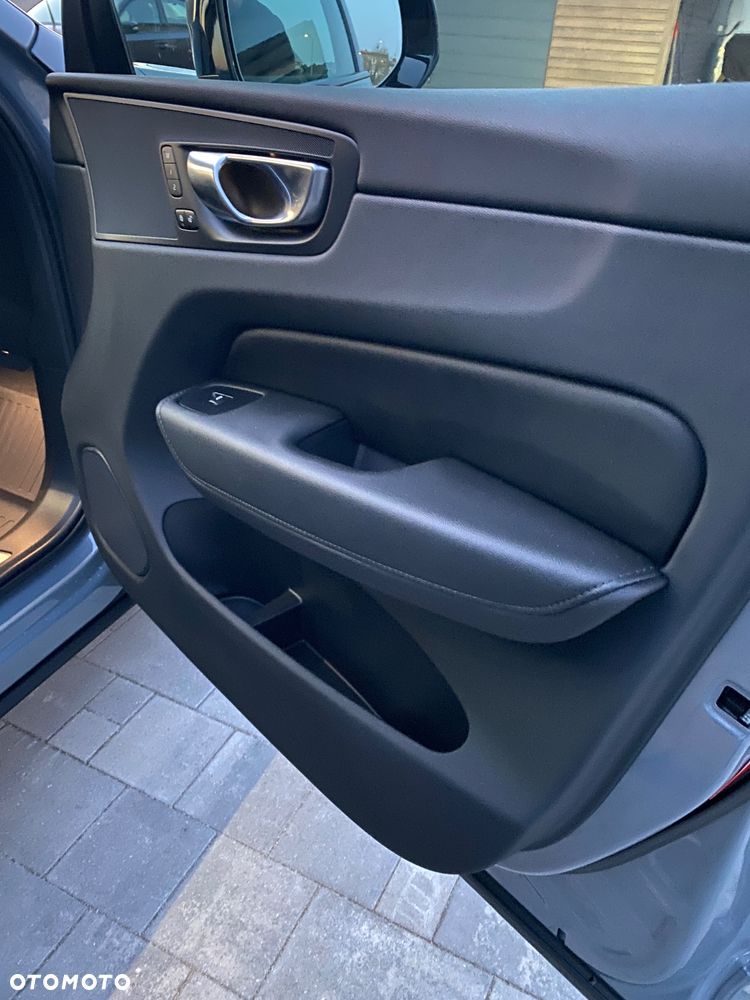 Volvo XC 60 - 24