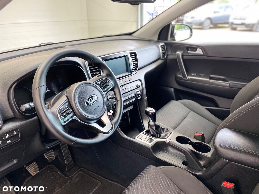 Kia Sportage 1.6 GDI 2WD DREAM-TEAM EDITION - 9