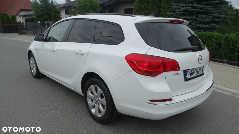 Opel Astra 1.4 Turbo Exklusiv - 9