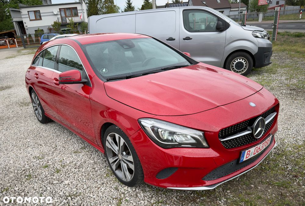 Mercedes-Benz CLA 200 d Urban - 2