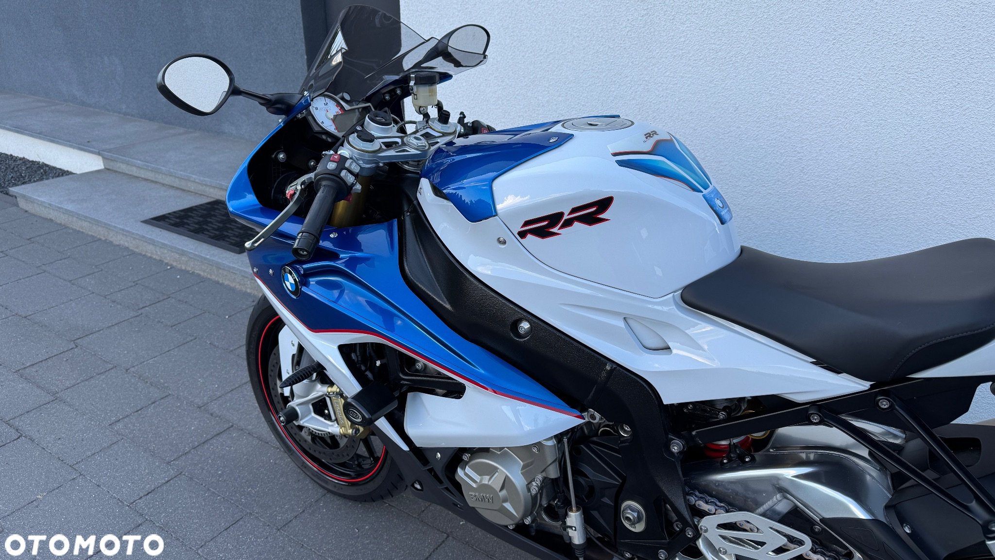 BMW S - 37
