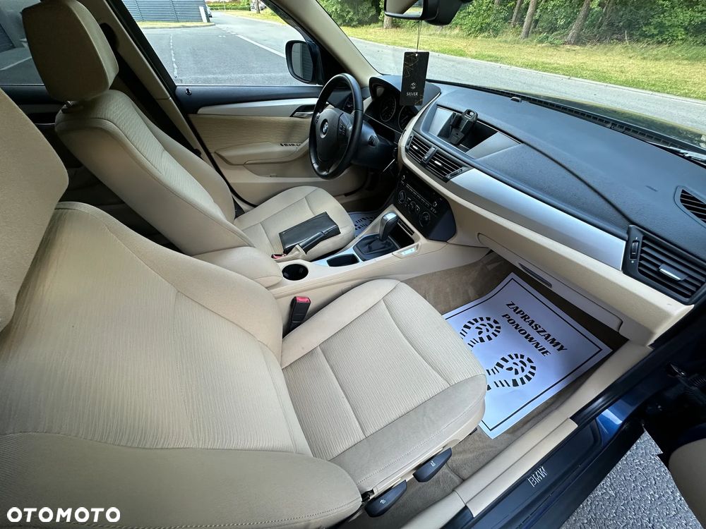 BMW X1 sDrive18i - 26