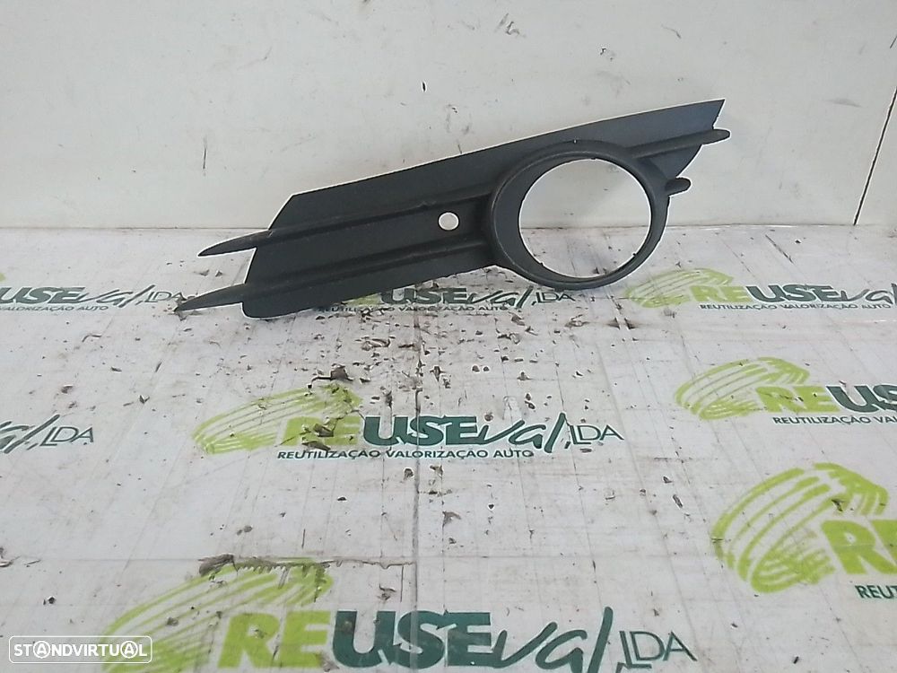 Grelha P/Choques Fr Farol Nevoeiro Esq Opel Corsa D (S07) - 1
