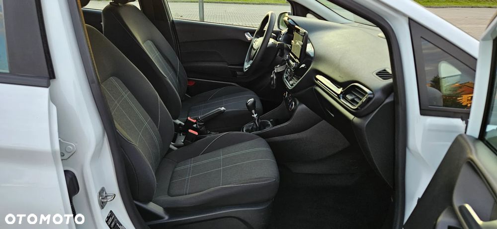 Ford Fiesta 1.0 EcoBoost Titanium - 6