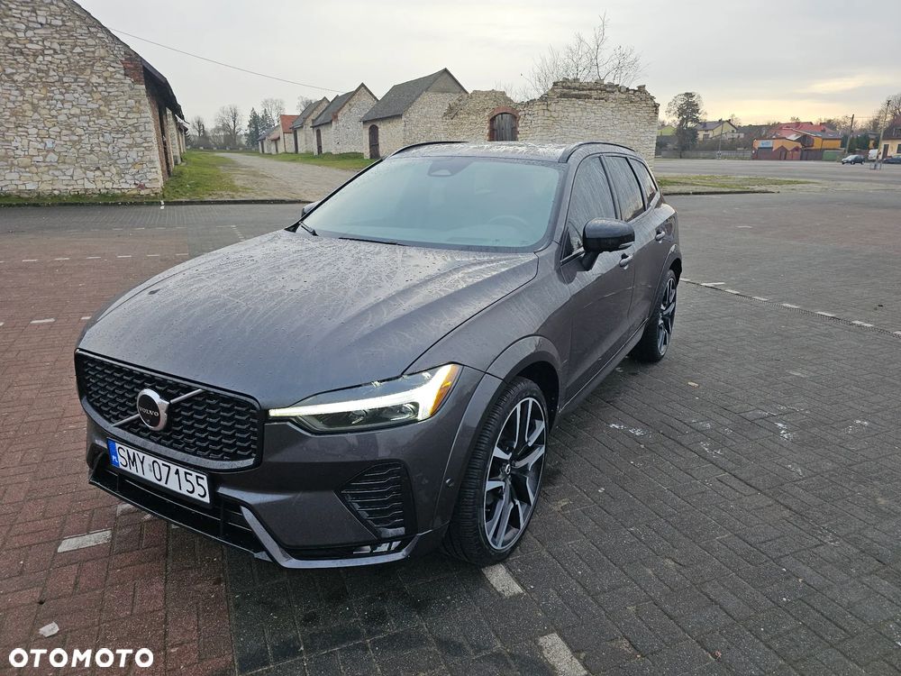 Volvo XC 60 B5 B AWD Ultimate Black Edition - 1