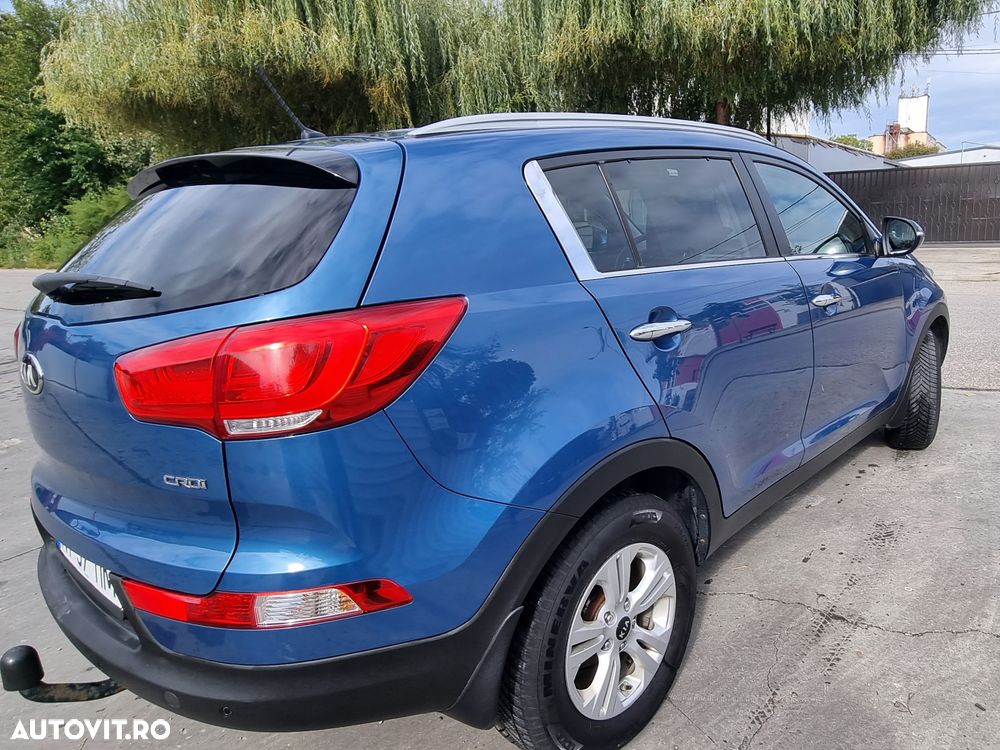 Kia Sportage 1.7 CRDI 2WD Attract - 2
